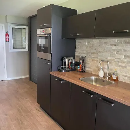 Beachfront Sea View Boulevard Du Midi Apartmán *