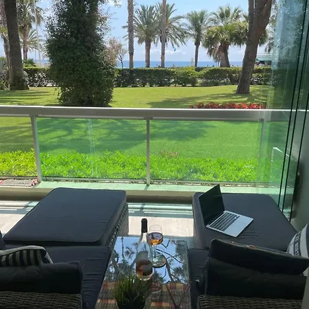 Beachfront Sea View Boulevard Du Midi Apartmán Cannes